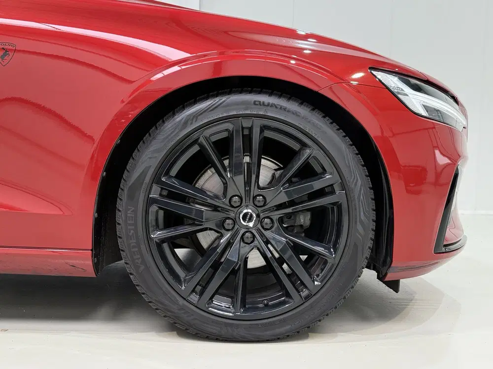 Volvo S60 2.0 T4 R-Design 190pk uit 2020, foto 14