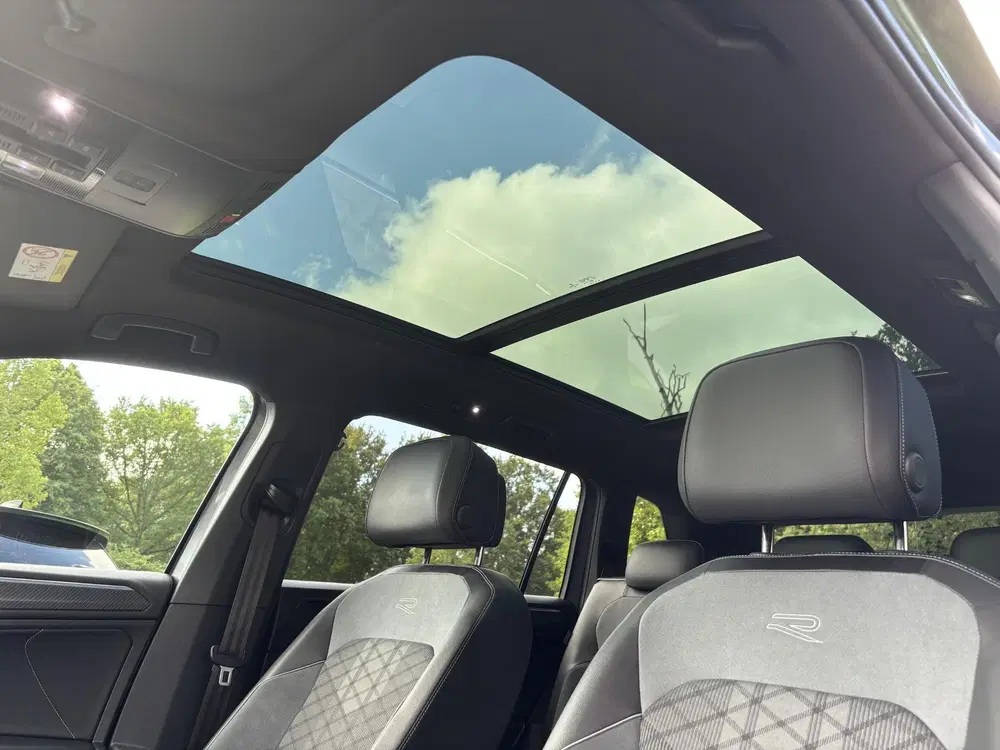 Volkswagen Tiguan Allspace 1.5 TSI R-Line Business+ 7p. 150 uit 2023, foto 12