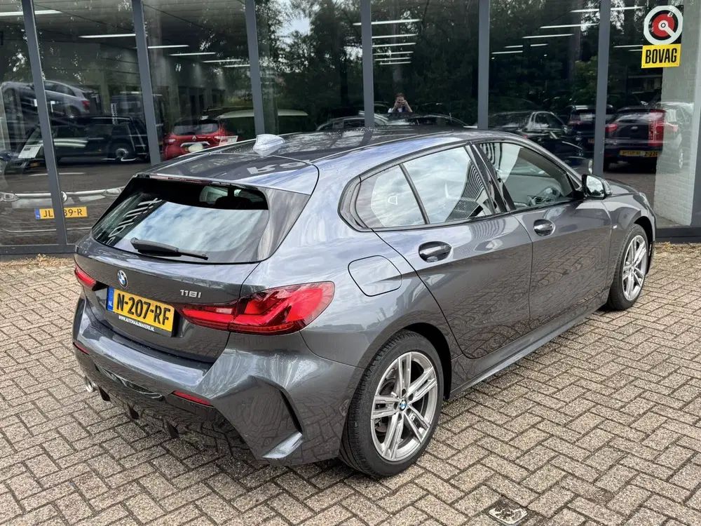 BMW 1-serie 118i Automaat High Executive M-Sport*LED*N uit 2021, foto 14
