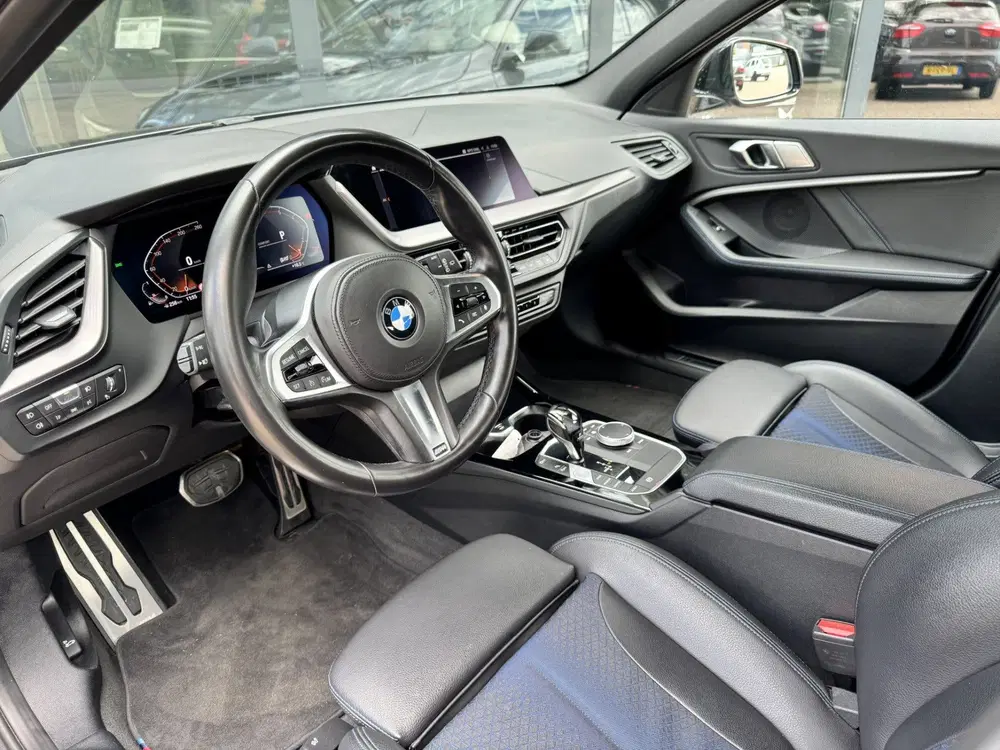 BMW 1-serie 118i Automaat High Executive M-Sport*LED*N uit 2021, foto 5