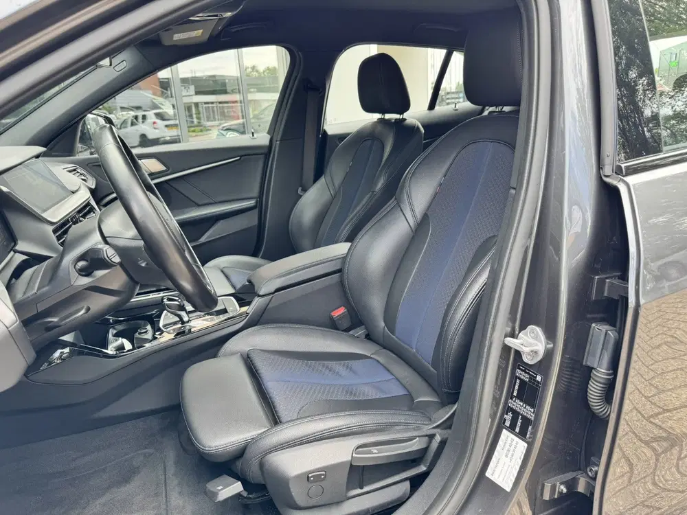 BMW 1-serie 118i Automaat High Executive M-Sport*LED*N uit 2021, foto 7