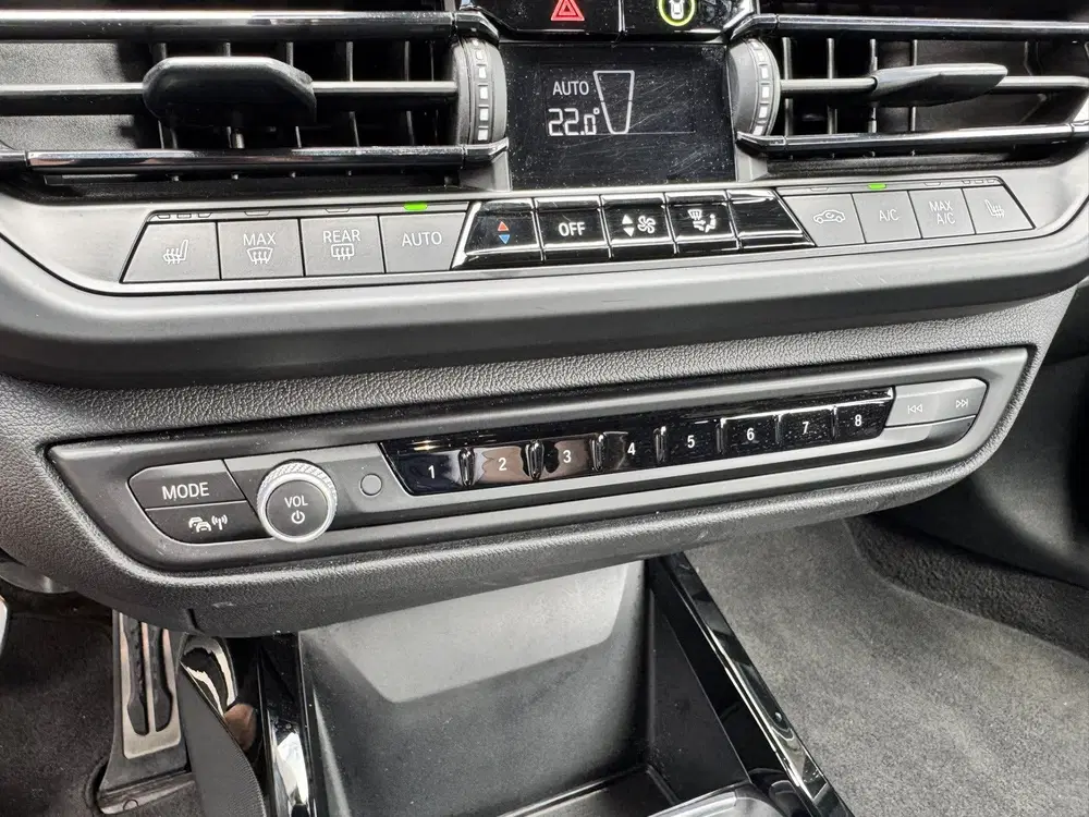 BMW 1-serie 118i Automaat High Executive M-Sport*LED*N uit 2021, foto 9