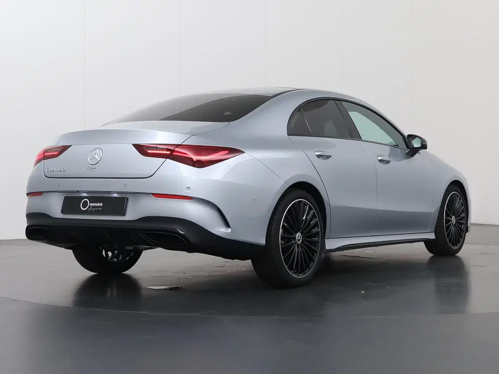 Mercedes-Benz CLA 180 Business Solution AMG uit 2025, foto 2