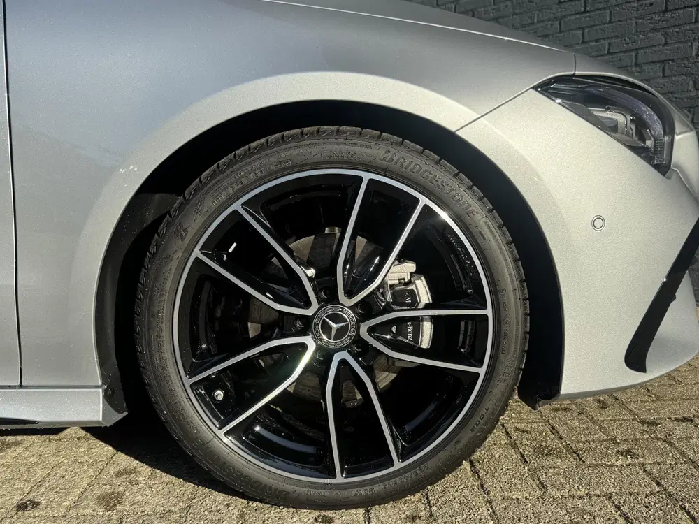 Mercedes-Benz CLA 180 Business Solution AMG uit 2025, foto 4