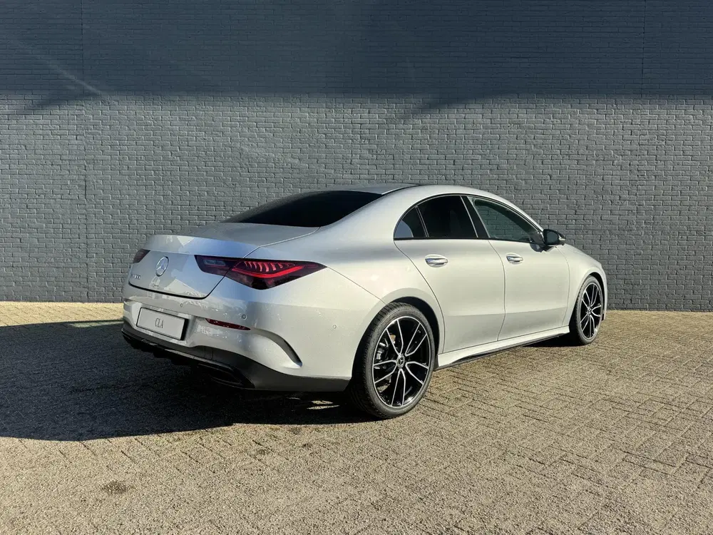 Mercedes-Benz CLA 180 Business Solution AMG uit 2025, foto 6
