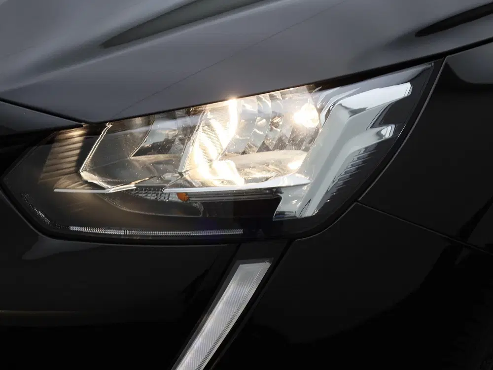 Peugeot 208 1.2 PureTech Active Pack uit 2023, foto 14