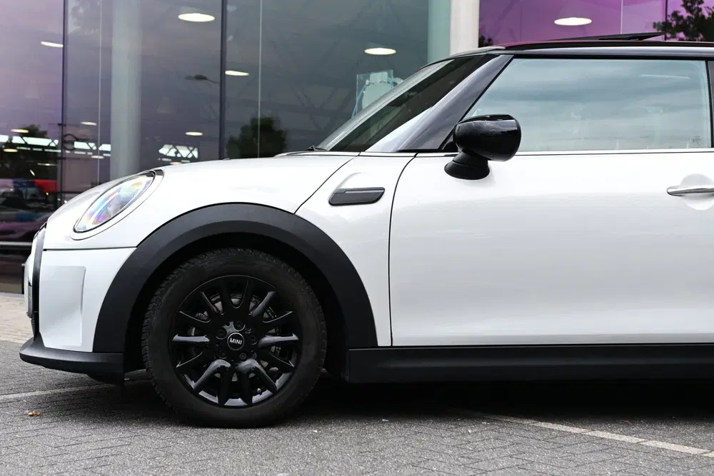 Mini Hatchback Cooper Classic Automaat uit 2021, foto 7