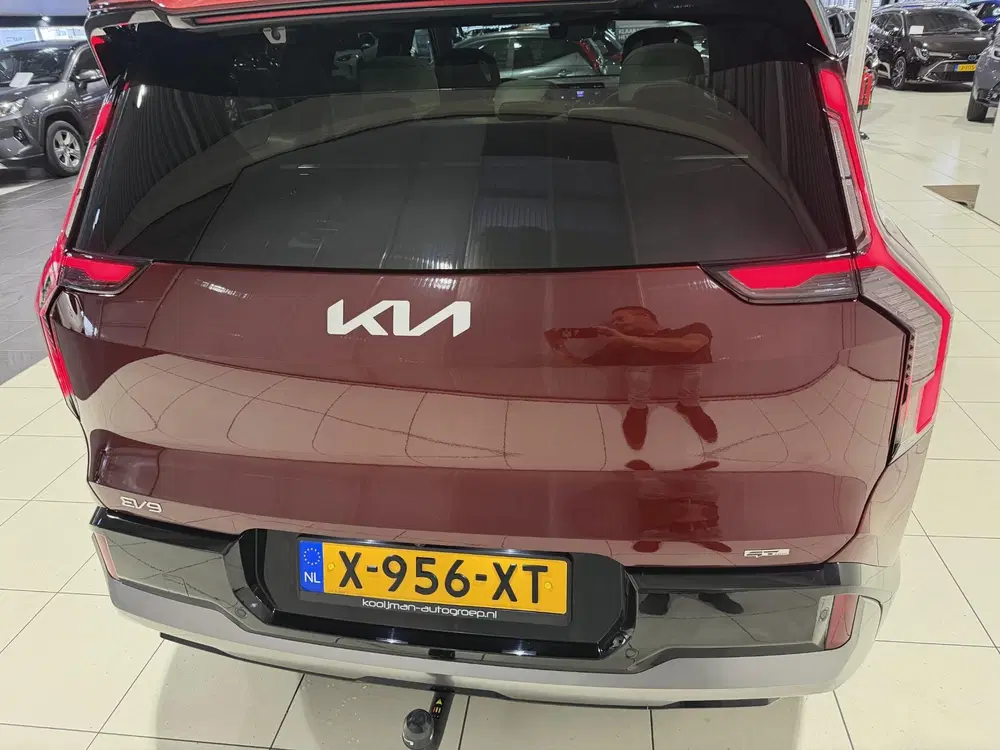 Kia EV9 GT-Line AWD 99.8 kWh Trekhaak 2.500 kilo t uit 2024, foto 6