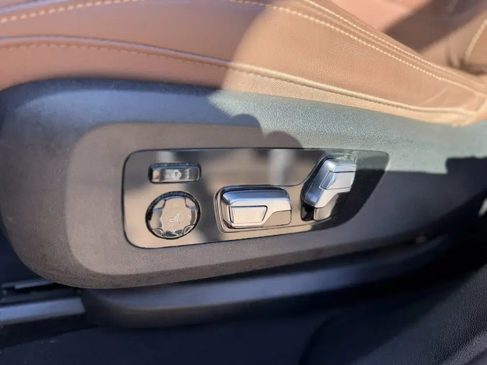 BMW X6 xDrive40i High Executive Bowers&Wilkins uit 2021, foto 10