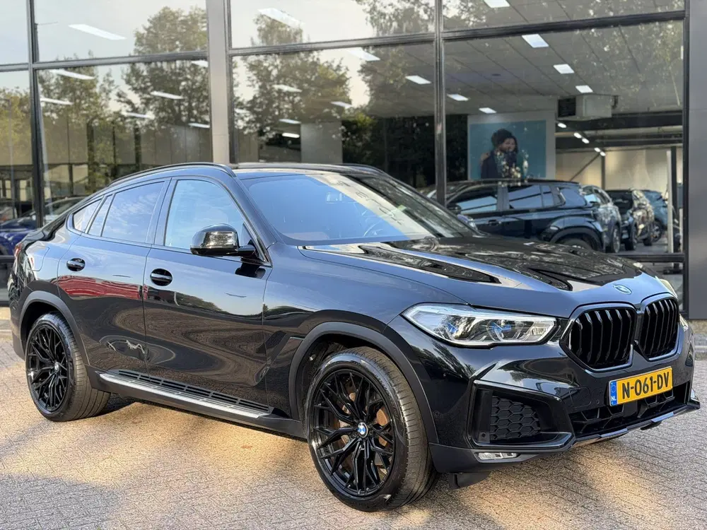 BMW X6 xDrive40i High Executive Bowers&Wilkins uit 2021, foto 3