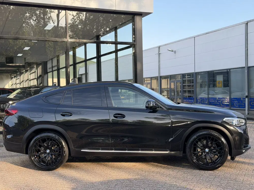 BMW X6 xDrive40i High Executive Bowers&Wilkins uit 2021, foto 4