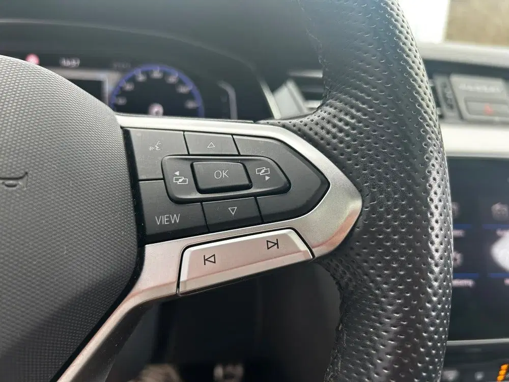 Volkswagen Passat 1.5 TSI R-Line uit 2022, foto 10