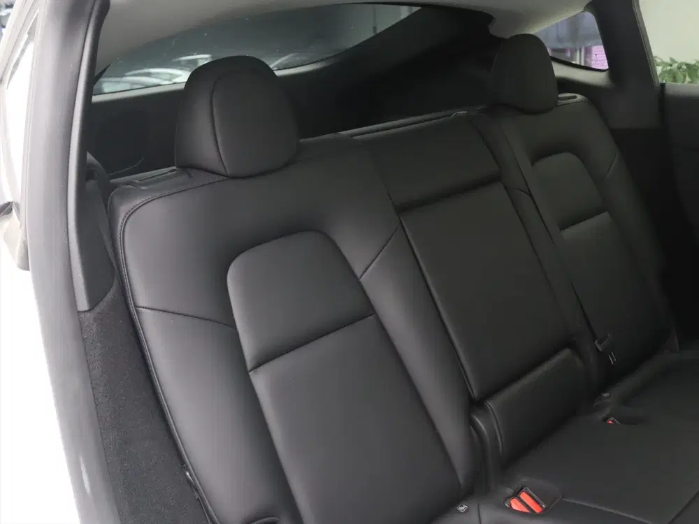 Tesla Model Y Long Range AWD 75kWh 351pk 94.1% SoH [ AMD uit 2022, foto 14