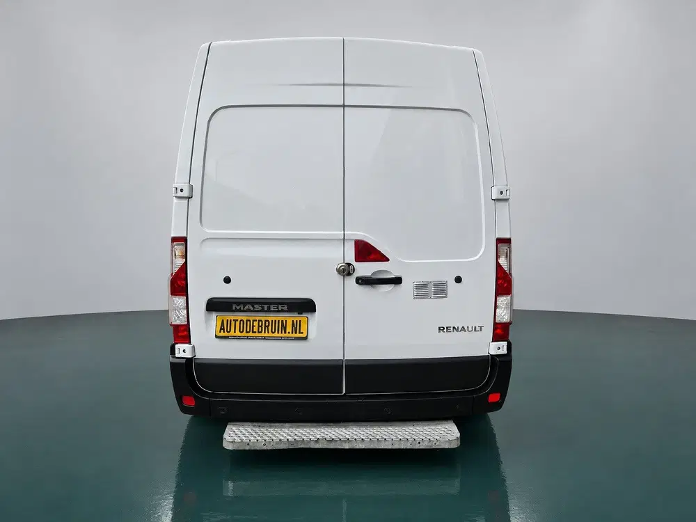 Renault Master T35 2.3 dCi L2H2 DC 7-Persoons Airco Cruis uit 2020, foto 5