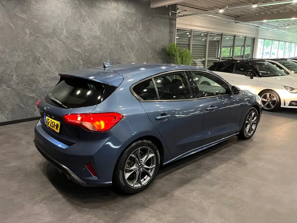 Ford Focus 1.5 150PK EcoBoost ST Line Business AUTOMA uit 2019, foto 14