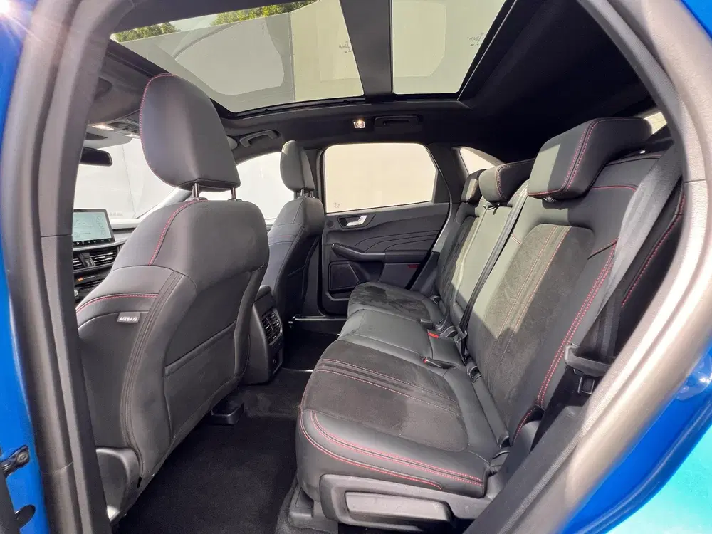 Ford Kuga 2.5 PHEV ST-Line X uit 2026, foto 10