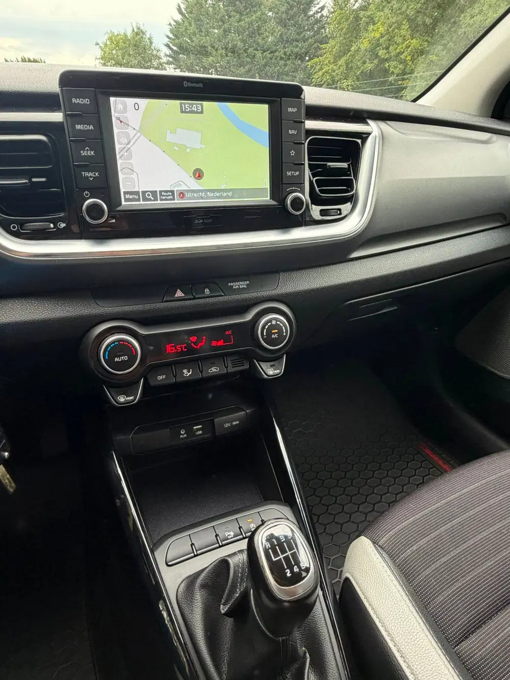Kia Stonic 1.0 T-GDi DynamicPlusLine uit 2019, foto 12