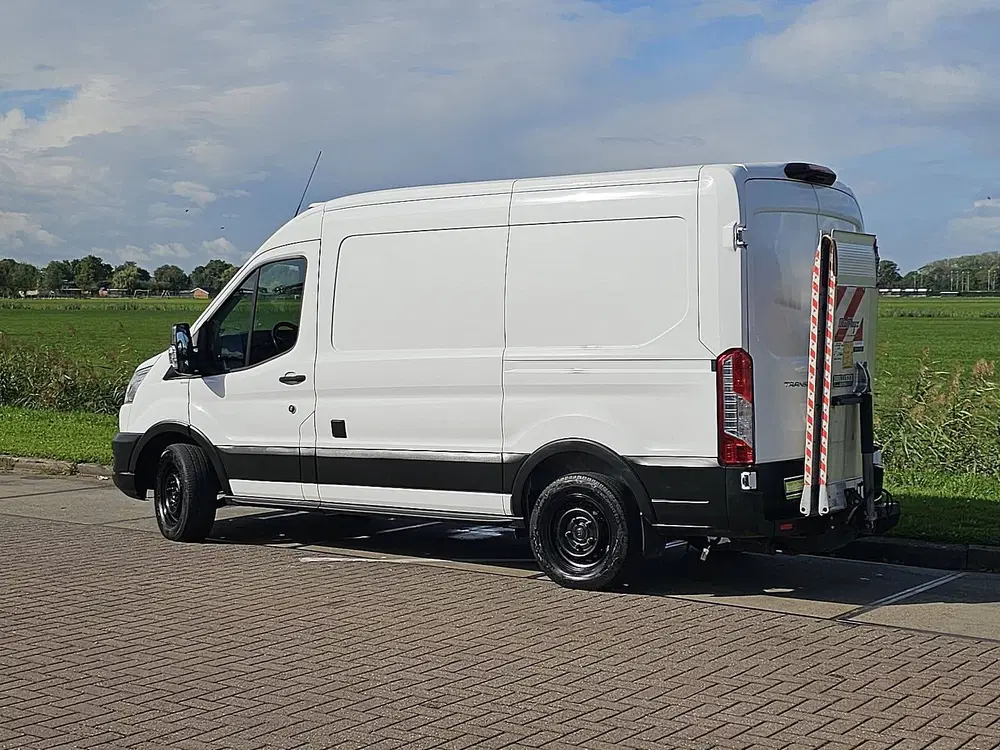 Ford Transit 350 2.0 TDCI L2H2 Trend AWD Cruise control uit 2022, foto 5