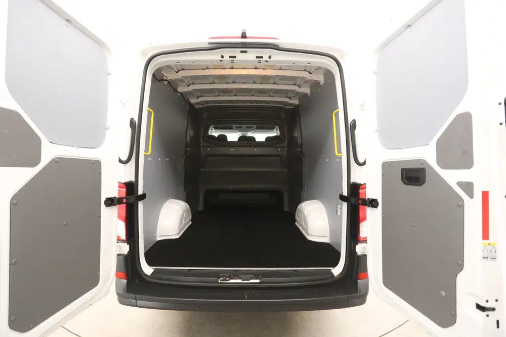Volkswagen Crafter 2.0 TDI 140PK L3H2 uit 2022, foto 4