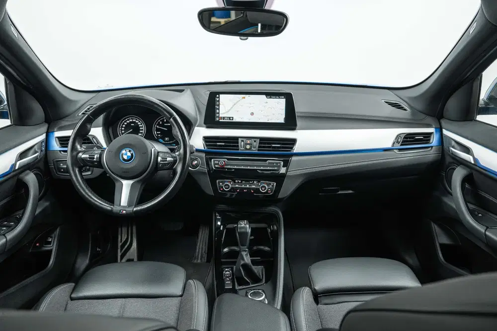 BMW X1 xDrive25e M Sport Automaat uit 2022, foto 4