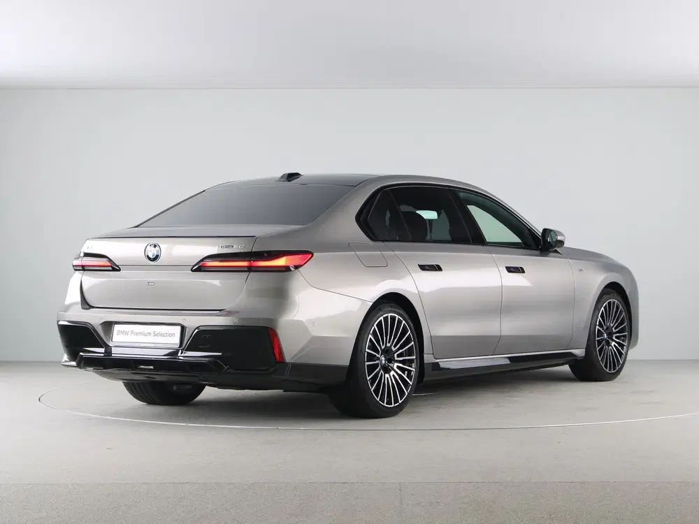 BMW i7 eDrive50 106 kWh Privilege Edition (bj 202 uit 2026, foto 5