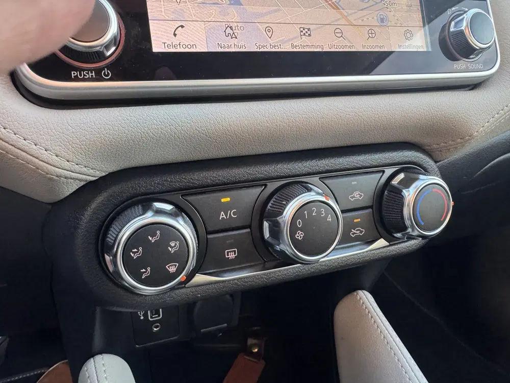 Nissan Micra 1.0 IG-T N-Design Navigatie uit 2023, foto 11