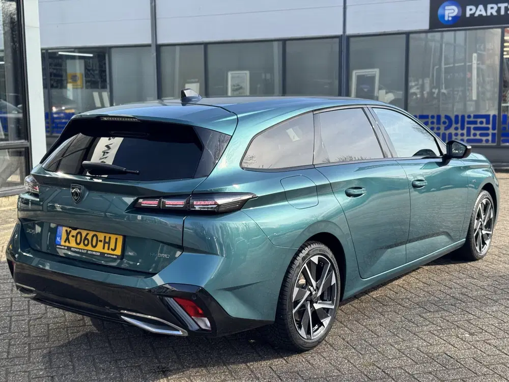 Peugeot 308 1.6 Plug In Hybrid 180 Allure Pack Busines uit 2023, foto 5