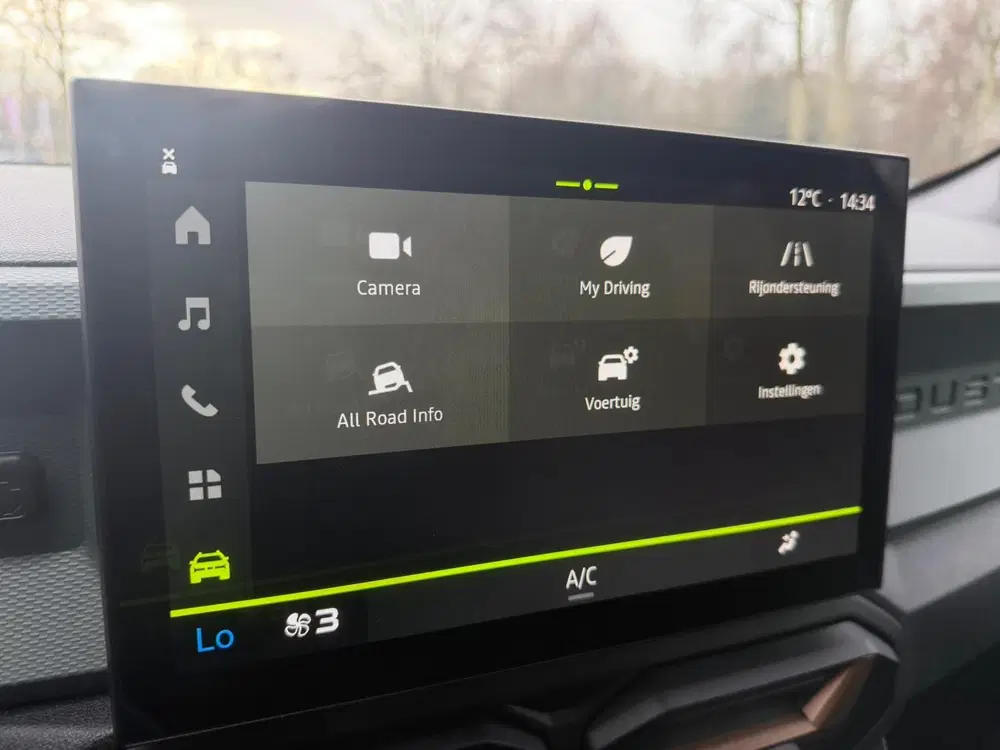 Dacia Duster 1.2 TCe 130 mild hybrid 4x4 Extreme Trekha uit 2024, foto 13