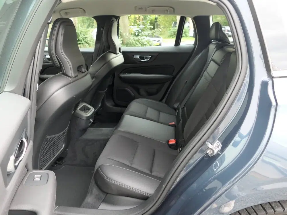 Volvo V60 2.0 T4 AUT Momentum 12 MND garantie DAB+ uit 2019, foto 7