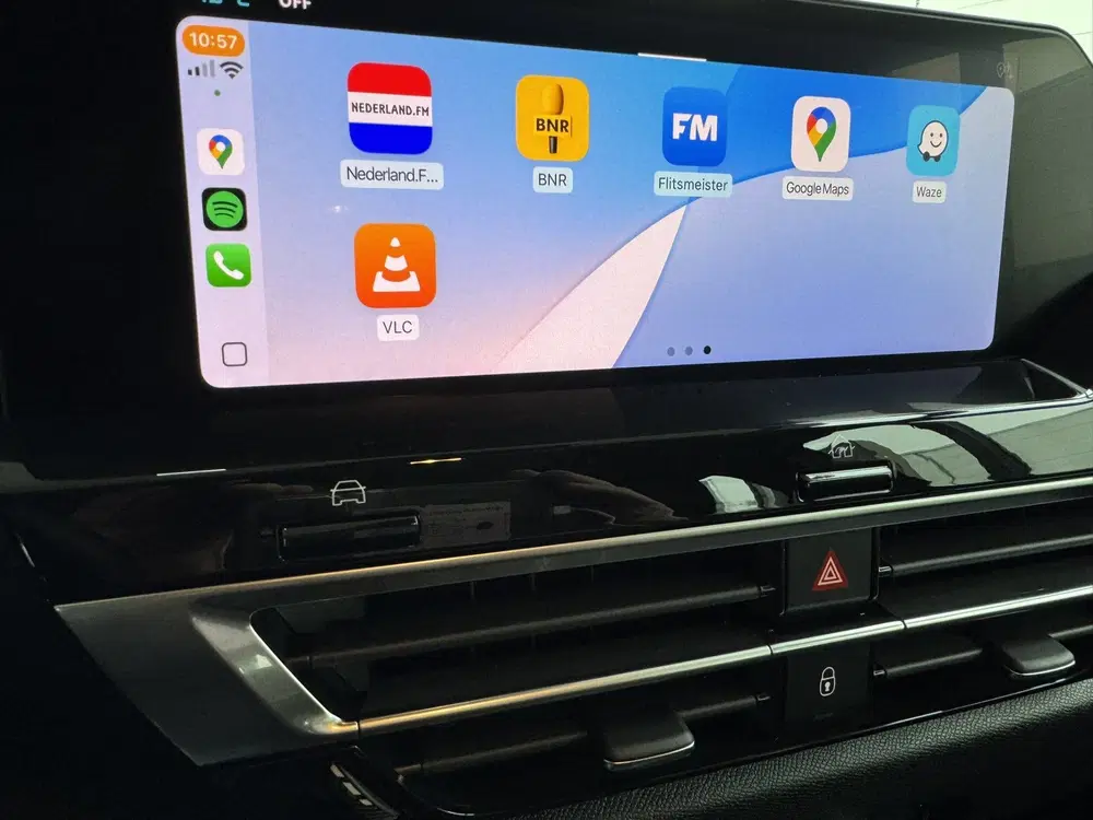 Citroën C5 X 1.6 Plug-in Hybrid 225 Plus Camera uit 2022, foto 14