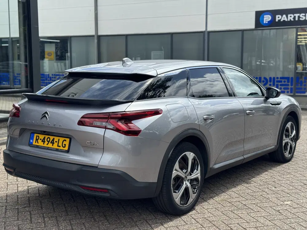 Citroën C5 X 1.6 Plug-in Hybrid 225 Plus Camera uit 2022, foto 5