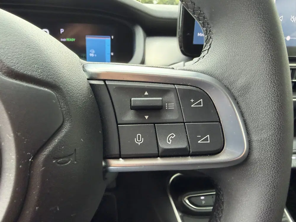 Jeep Avenger Summit 54 kWh Navigatie uit 2024, foto 13