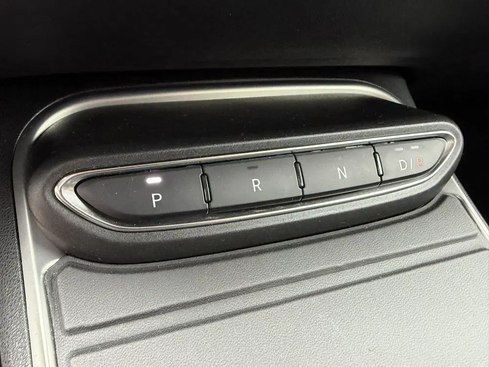 Jeep Avenger Summit 54 kWh Navigatie uit 2024, foto 15