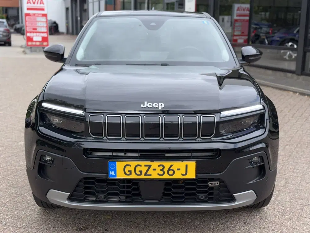 Jeep Avenger Summit 54 kWh Navigatie uit 2024, foto 2
