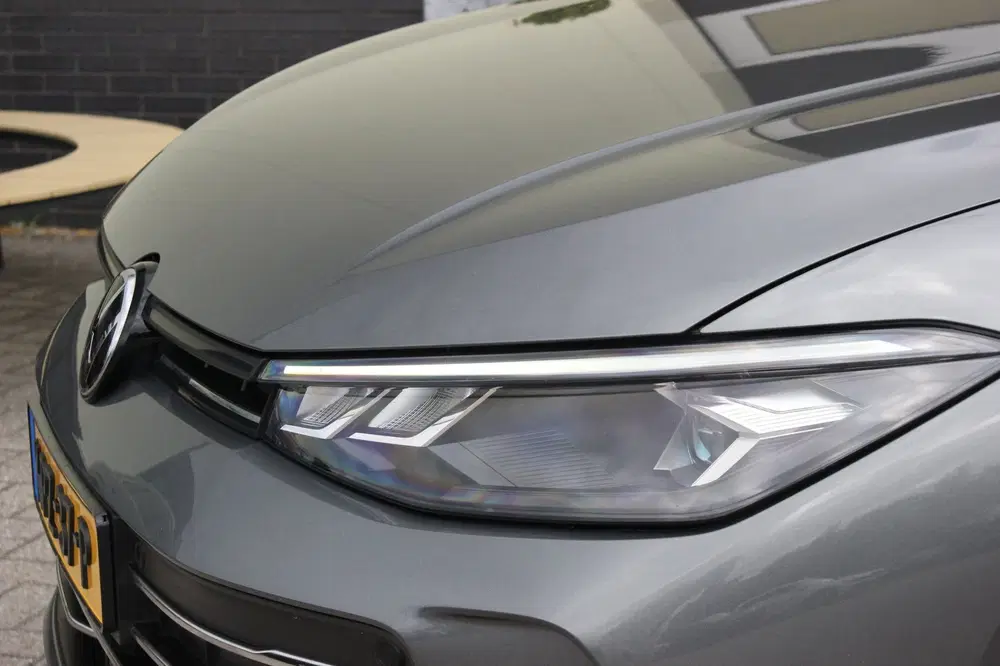 Volkswagen Passat 1.5 eTSI Business uit 2025, foto 11