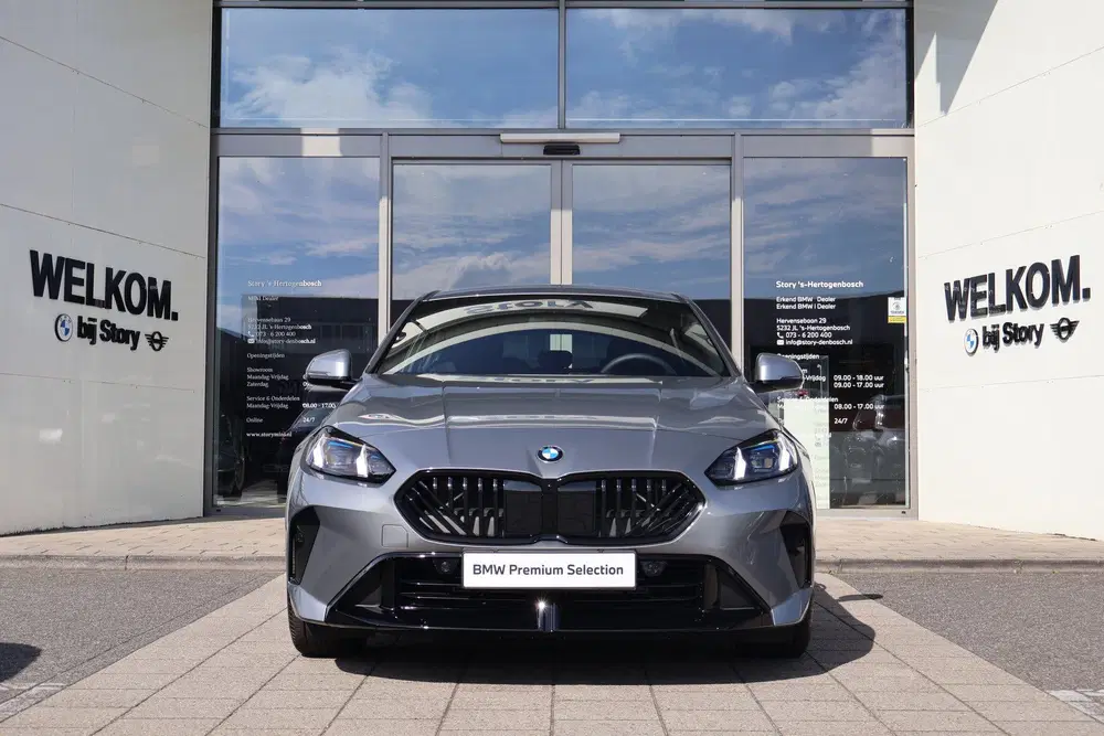 BMW 1-serie 120 M Sport Automaat uit 2026, foto 3
