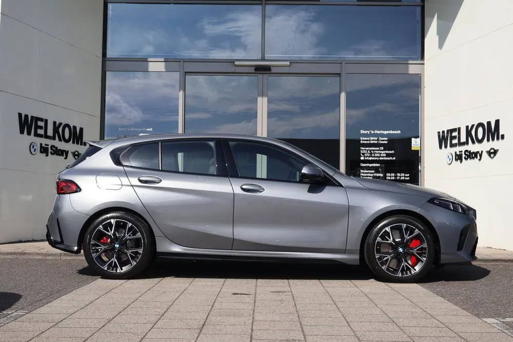 BMW 1-serie 120 M Sport Automaat uit 2026, foto 7