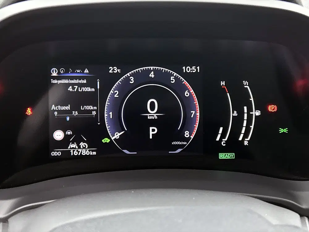 Lexus LBX 2WD uit 2025, foto 5