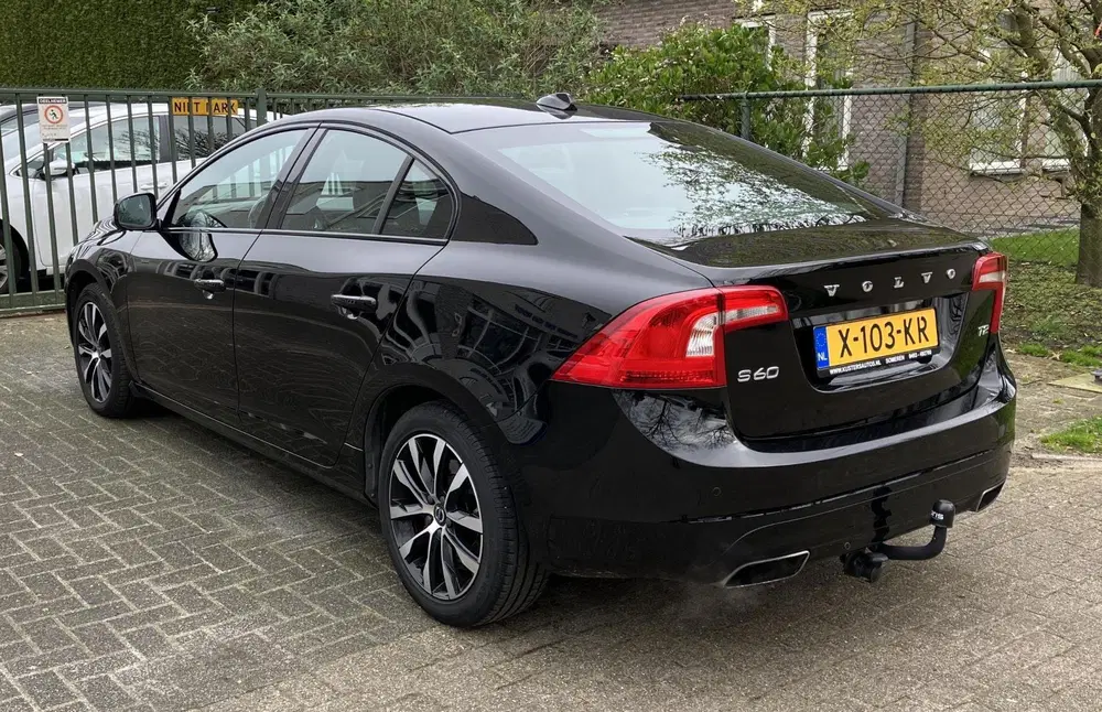 Volvo S60 Automaat Leder LM Navi uit 2019, foto 8