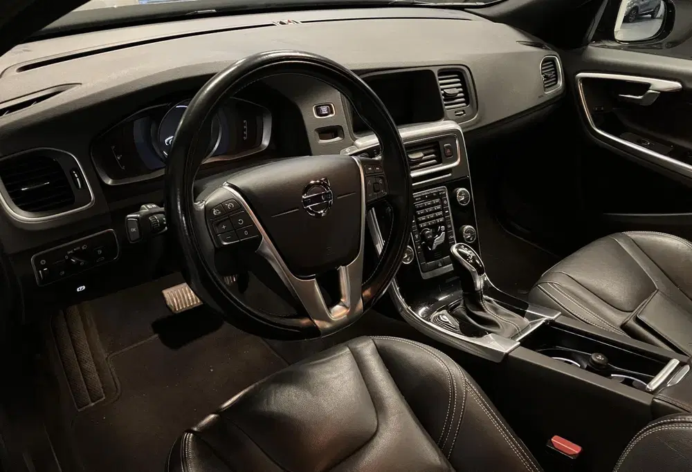 Volvo S60 Automaat Leder LM Navi uit 2019, foto 9