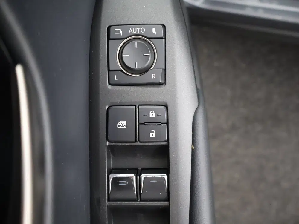Lexus NX 300h AWD Luxury Edition uit 2020, foto 4