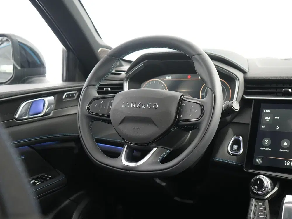 Lynk & Co 01 1.5 uit 2023, foto 8