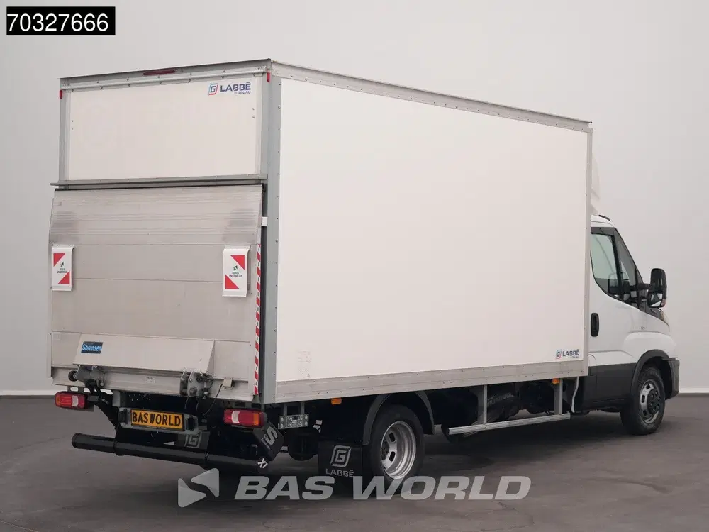 Iveco Daily 3.0L Laadklep Dubbellucht Bakwagen Airco C uit 2024, foto 2