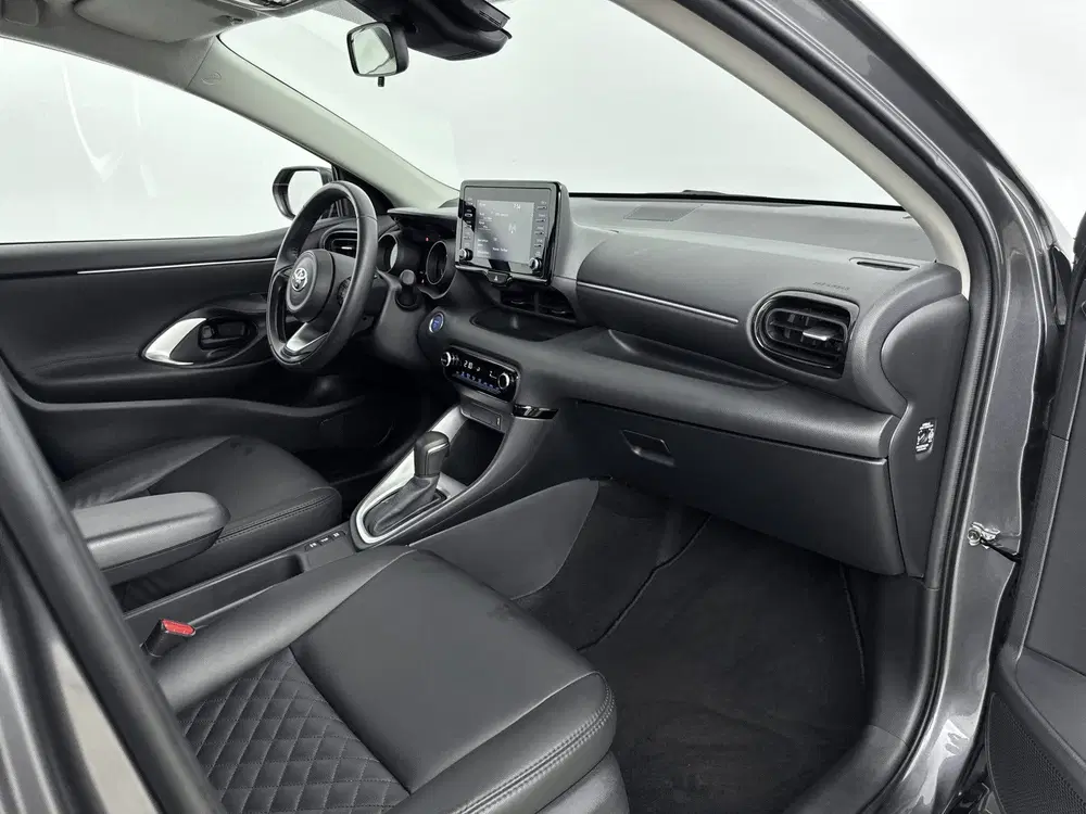 Toyota Yaris 1.5 Hybrid Dynamic uit 2023, foto 6
