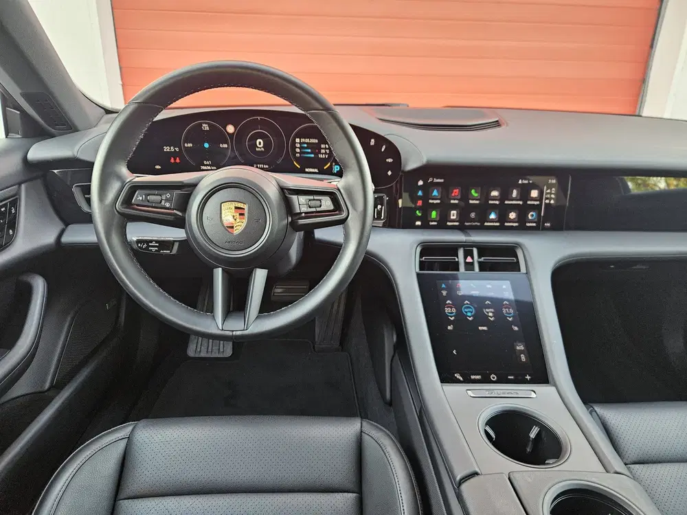 Porsche Taycan 4 uit 2021, foto 13