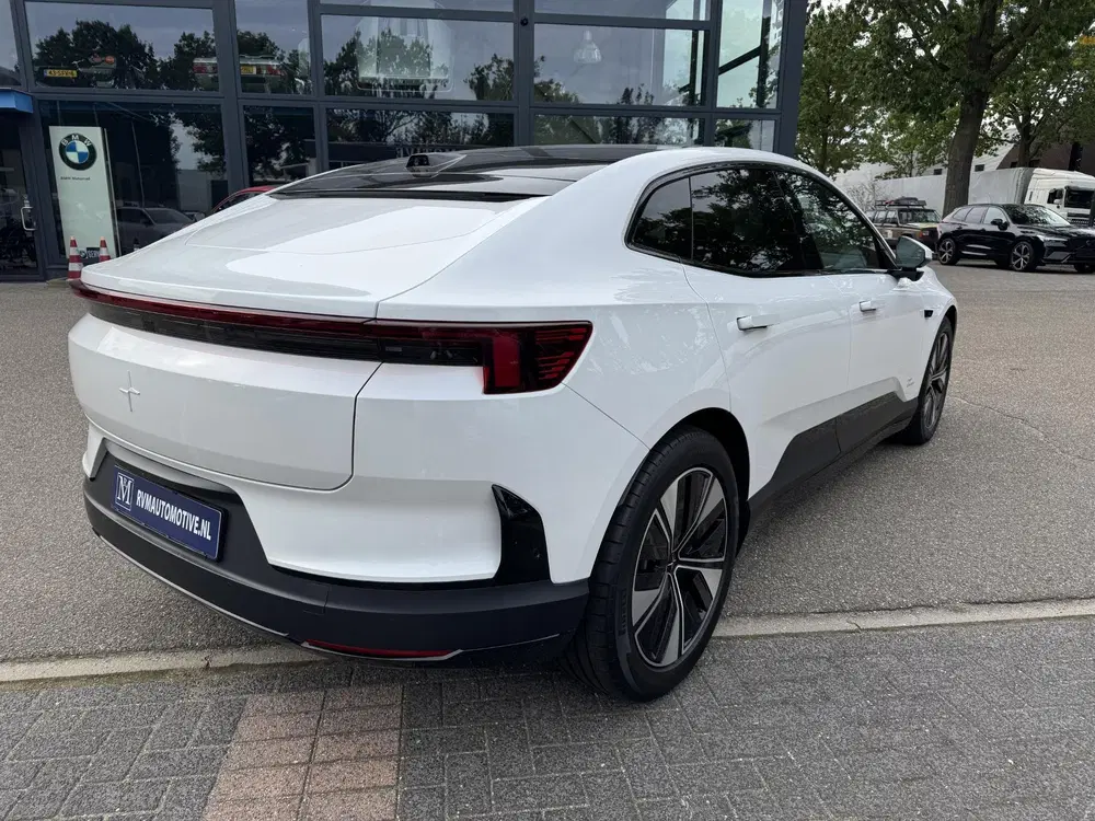 Polestar 4 Long Range Dual motor 100 kWh uit 2026, foto 5