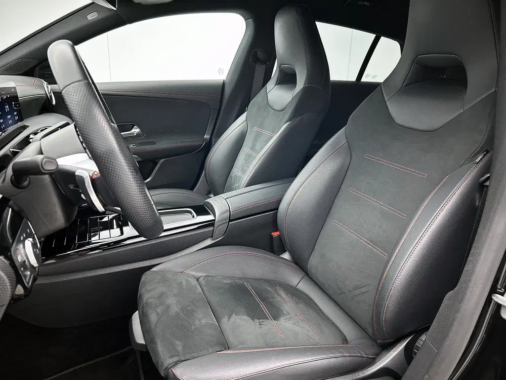 Mercedes-Benz CLA CLA-Klasse Shooting Brake 250 e Star Editi uit 2025, foto 15
