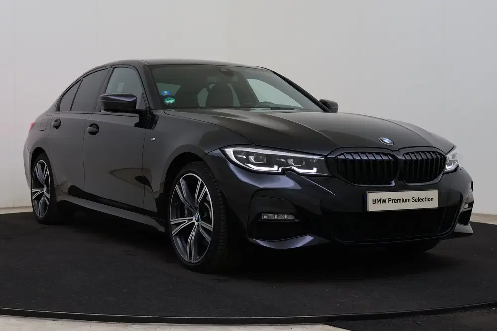 BMW 3-serie 330e High Executive M Sport Automaat uit 2021, foto 13