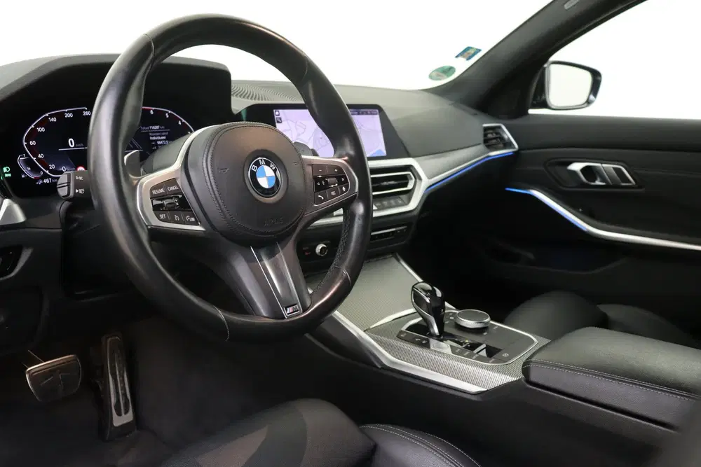 BMW 3-serie 330e High Executive M Sport Automaat uit 2021, foto 3