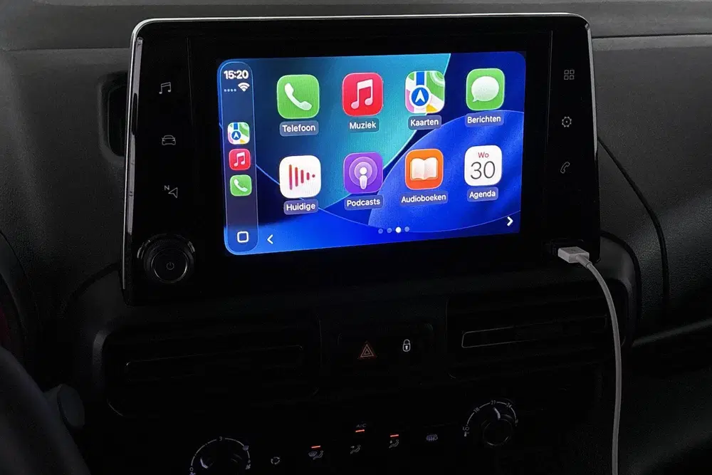 Opel Combo 1.5D L2H1 Standaard Navigatie Camera Apple uit 2023, foto 15